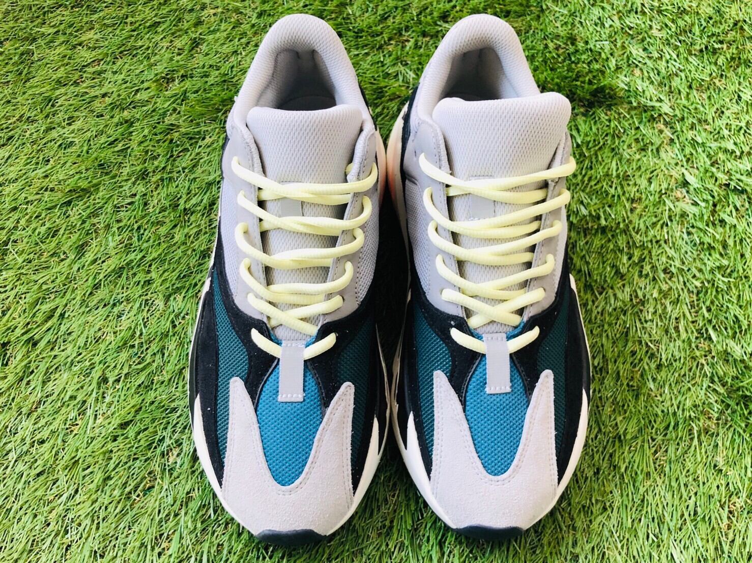 yeezy boost 700 wave runner 28cm