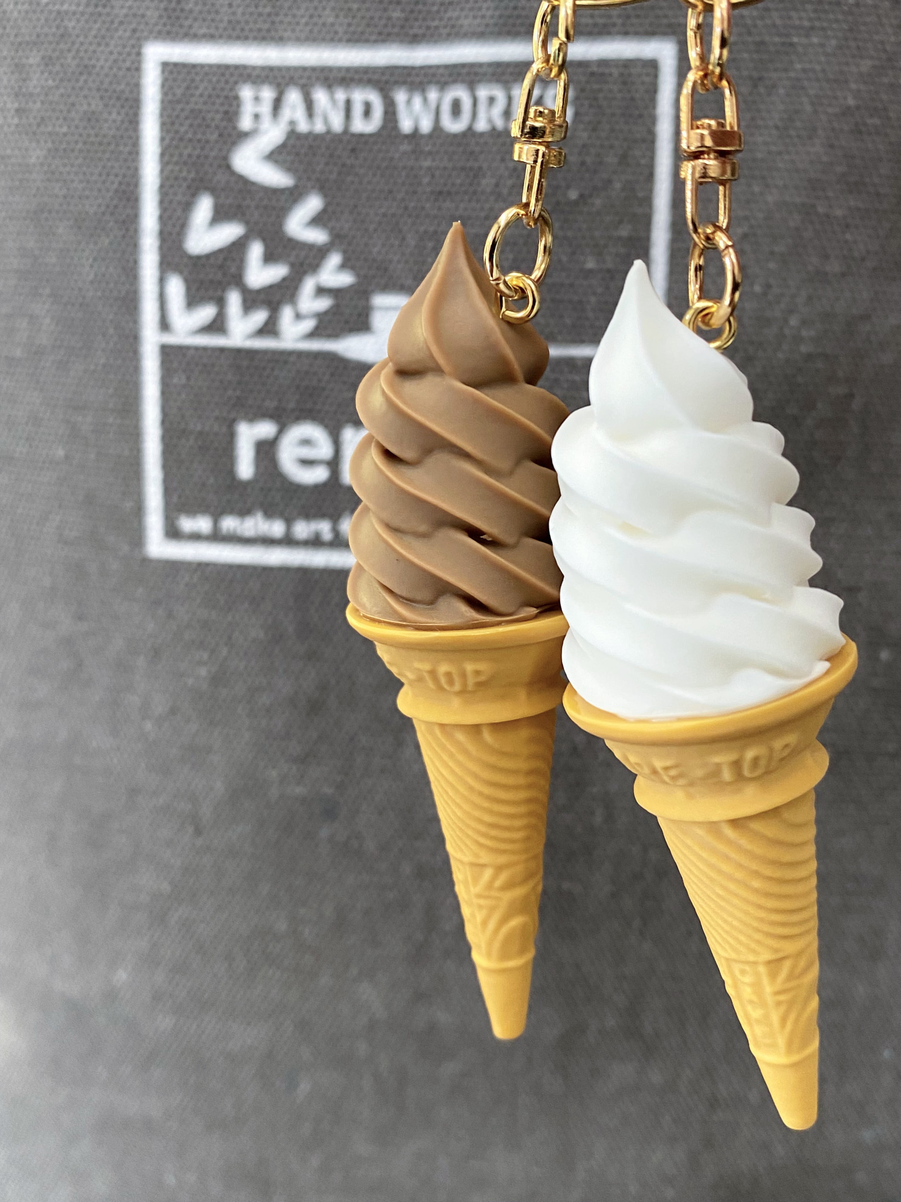 ソフトクリームキーホルダー | ハンドワークス レナイン ONLINE SHOP