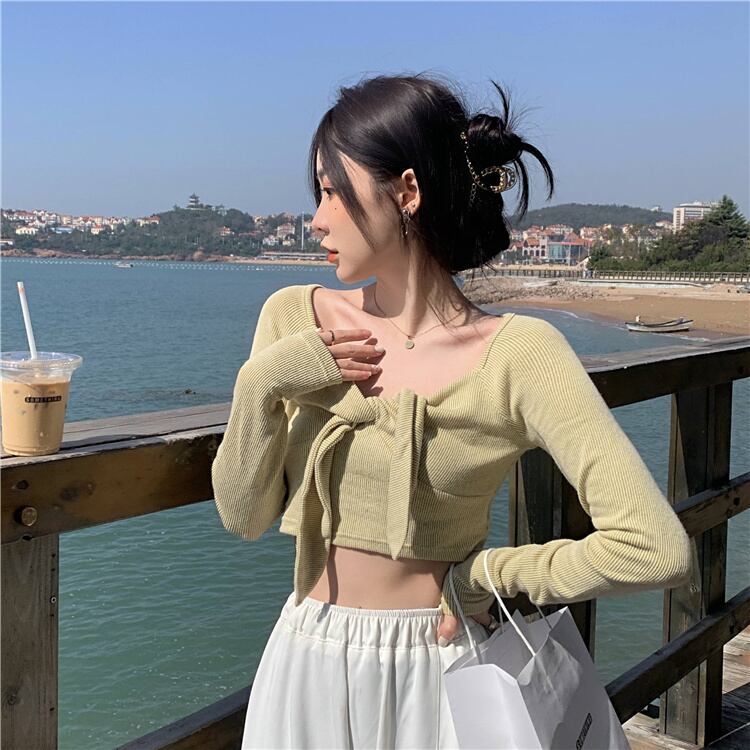 着るだけ 鎖骨美人 ボードネック オフショルダー 2way トップス カットソー 女っぽ 大人可愛い クロップド丈 骨格ストレート デコルテ Lamitte Deco トレンド 韓国ファッション ショップ Base店