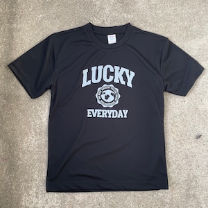 LUCKY EVERYDAY S/S TシャツBLACK