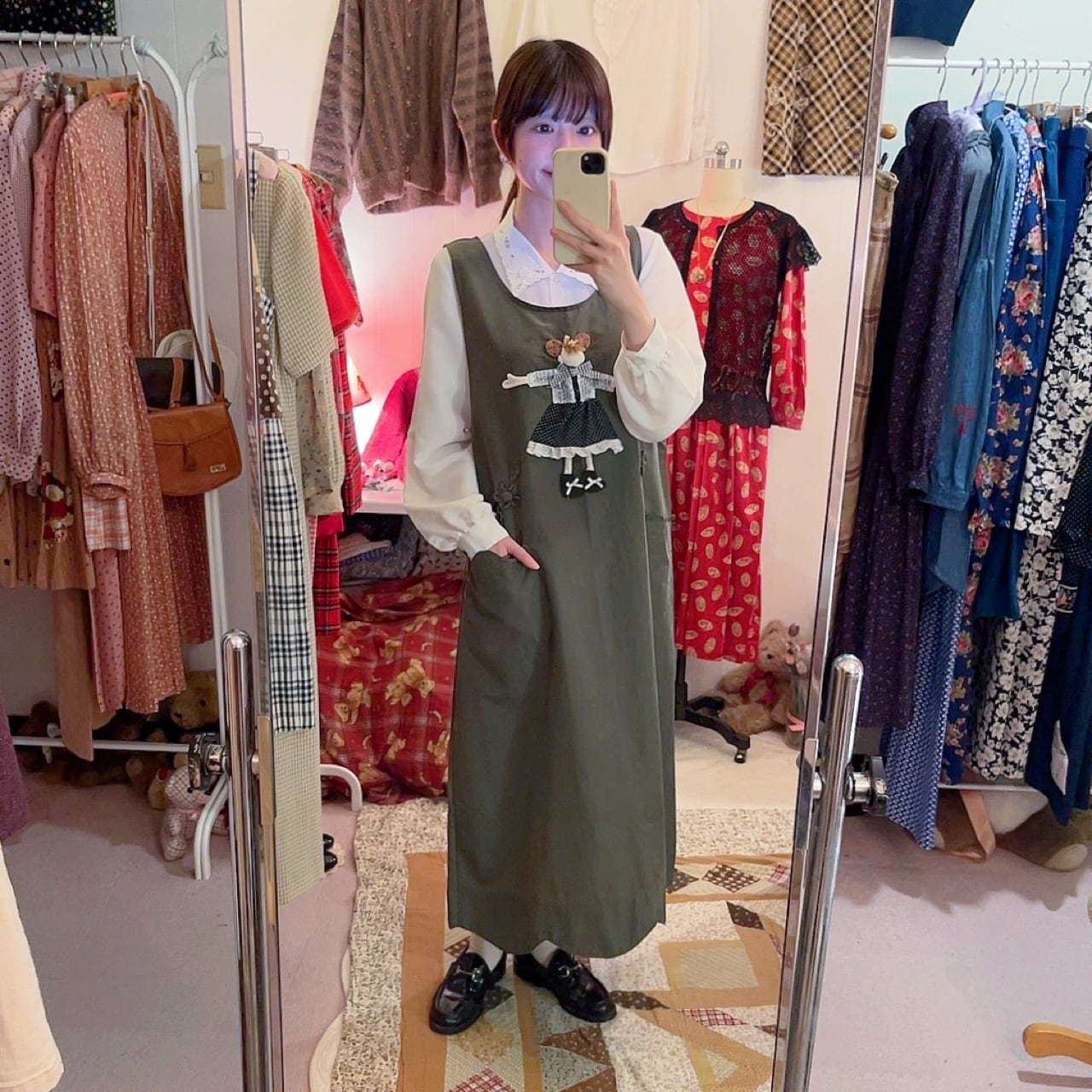 doll applique khaki jumper skirt