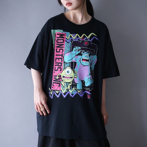 "モンスターズインク" good printed over silhouette h/s tee