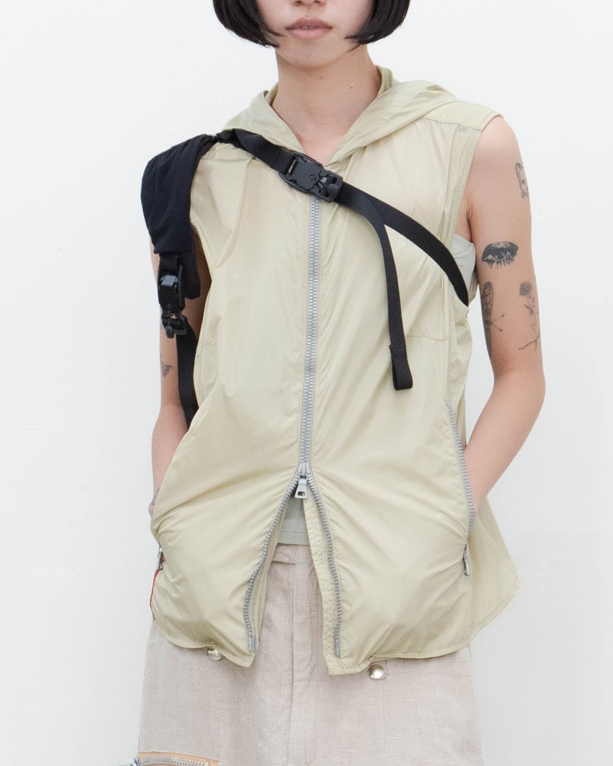 early 2000s PRADA SPORT - zip-up nylon hooded vest | LUIK FINN