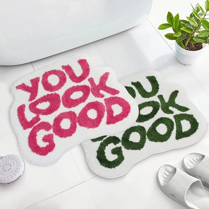 マット 「YOU LOOK GOOD」 カーペット ラグ 敷物 厚手 室内 お風呂