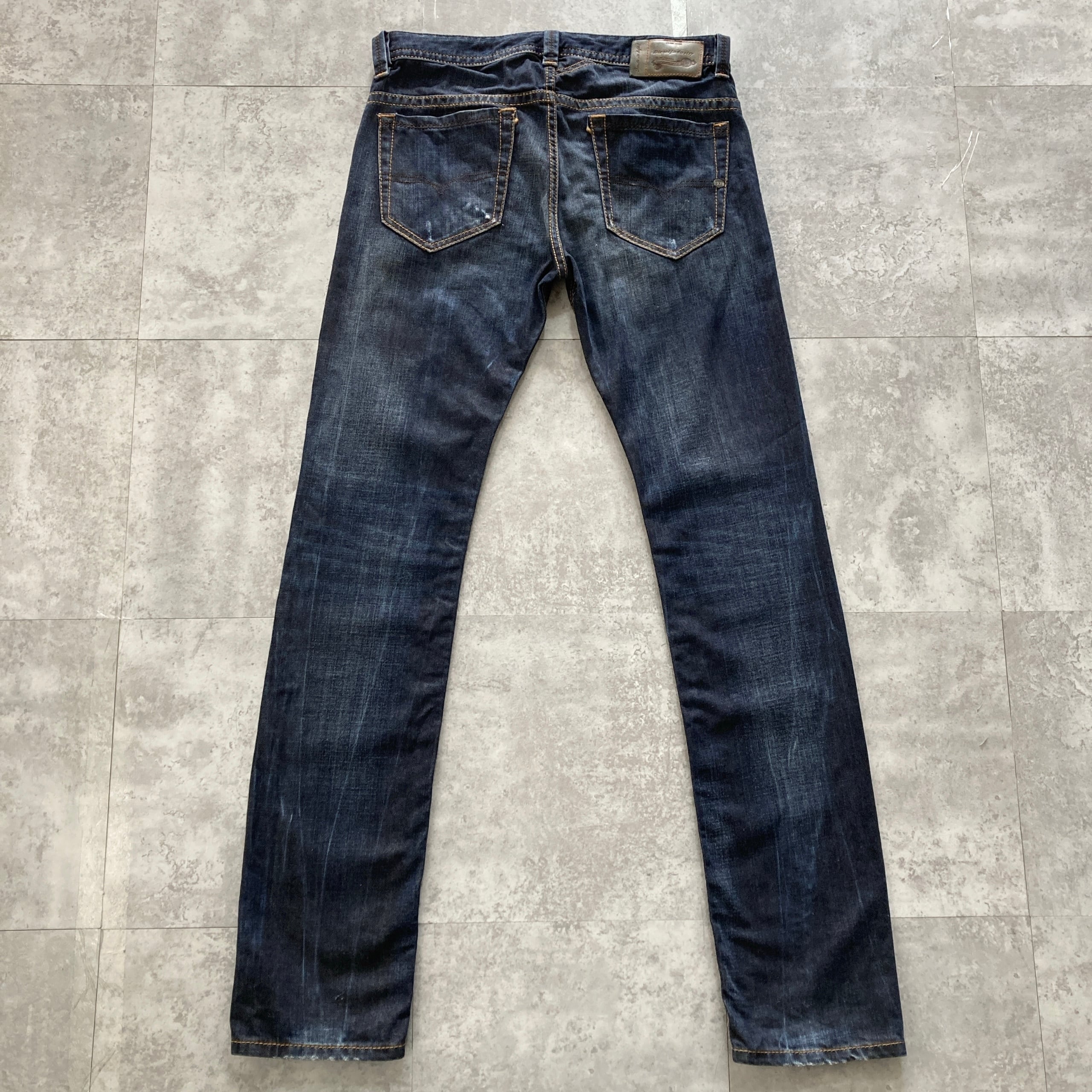 00s DIESEL SHAZOR ブーツカットデニム 縦落ちヒゲハチノス｜Www
