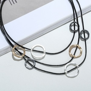 Circle Triple Strand Choker Necklace / サークル トリプル ストランド チョーカー ネックレス