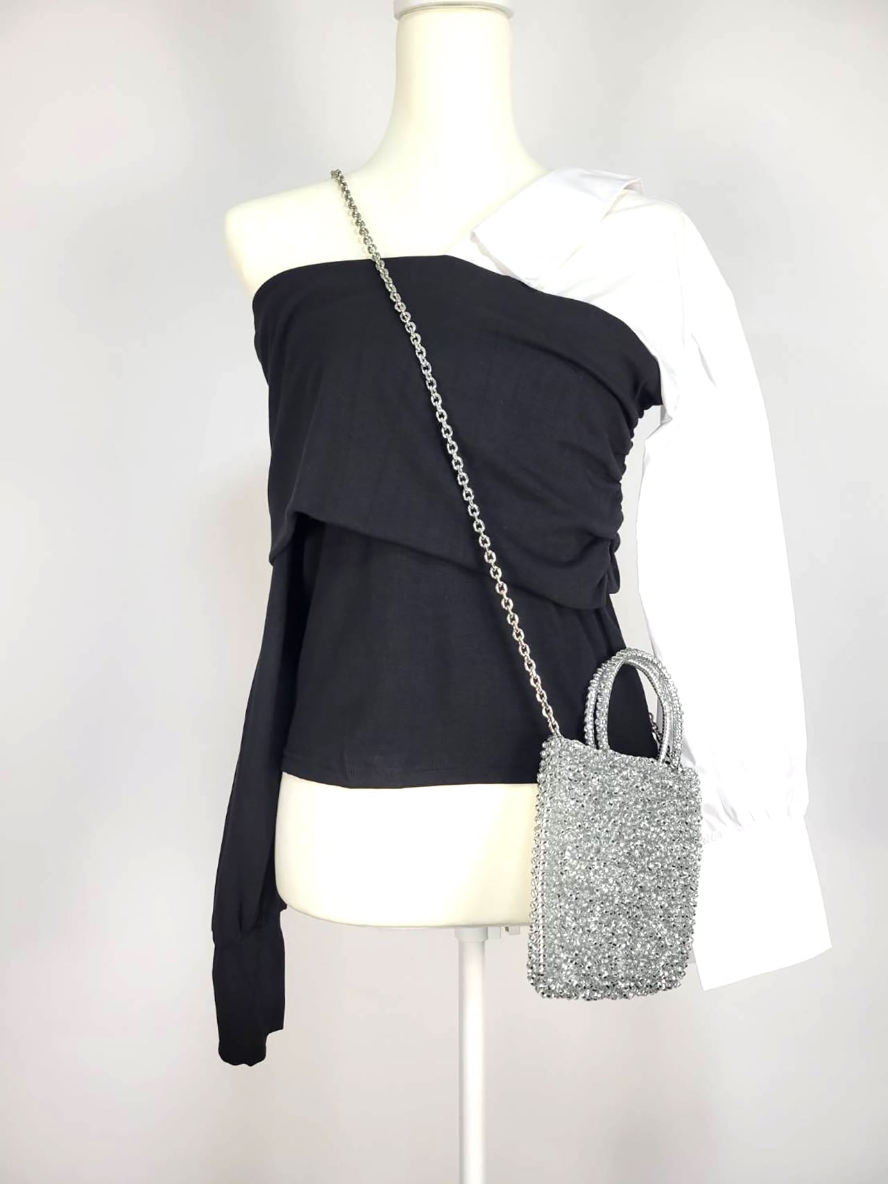 ハーフブラウスオフショルダー