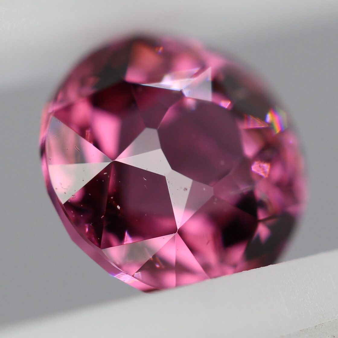 1月誕生石 パイロープガーネット 0.77ct. | Pay ID