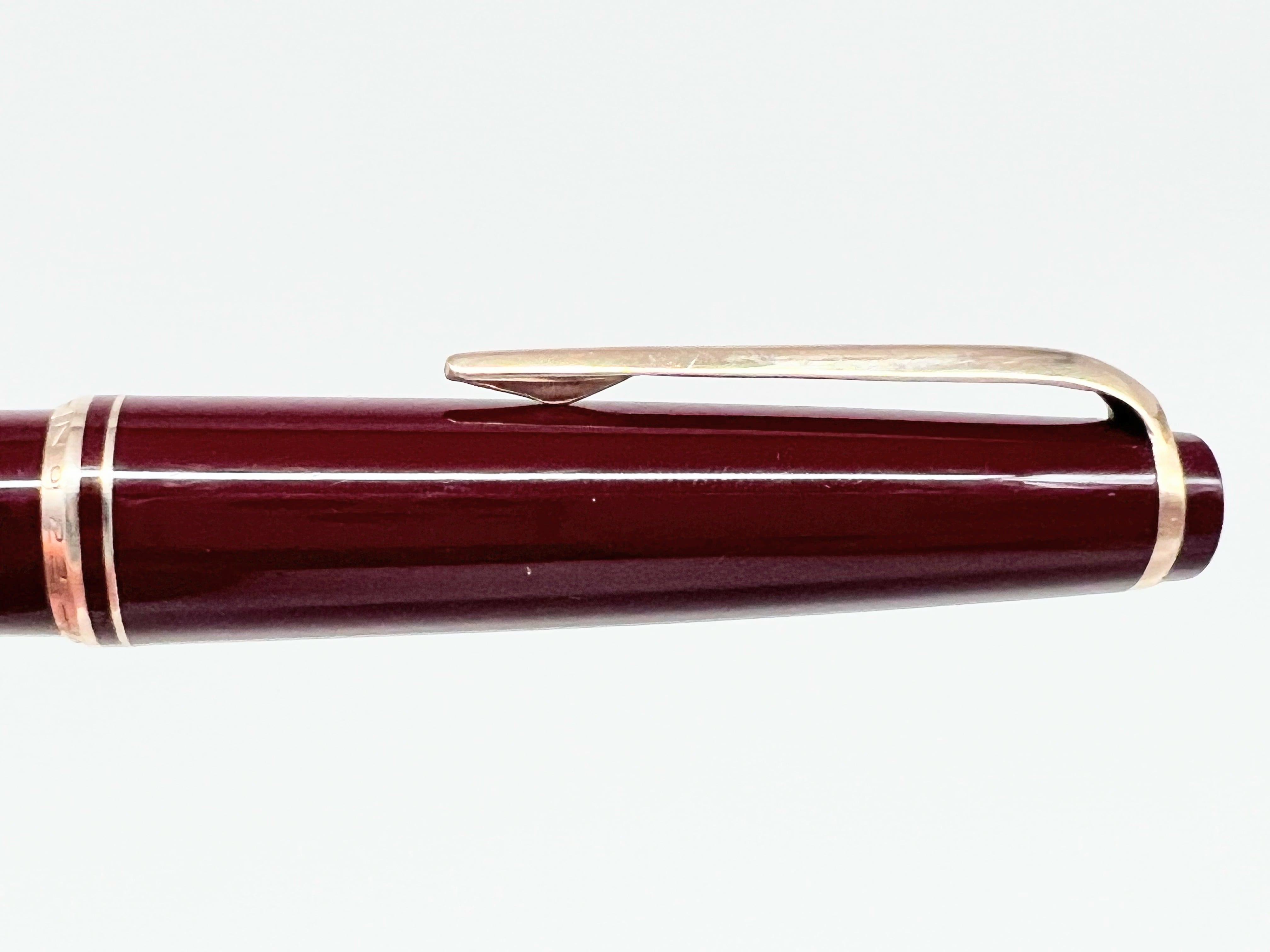 60s モンブラン No 22 ボルドー MONTBLANC No 22 （細字） 14K