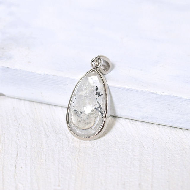 【一点物】グラファイトインクォーツNo.1