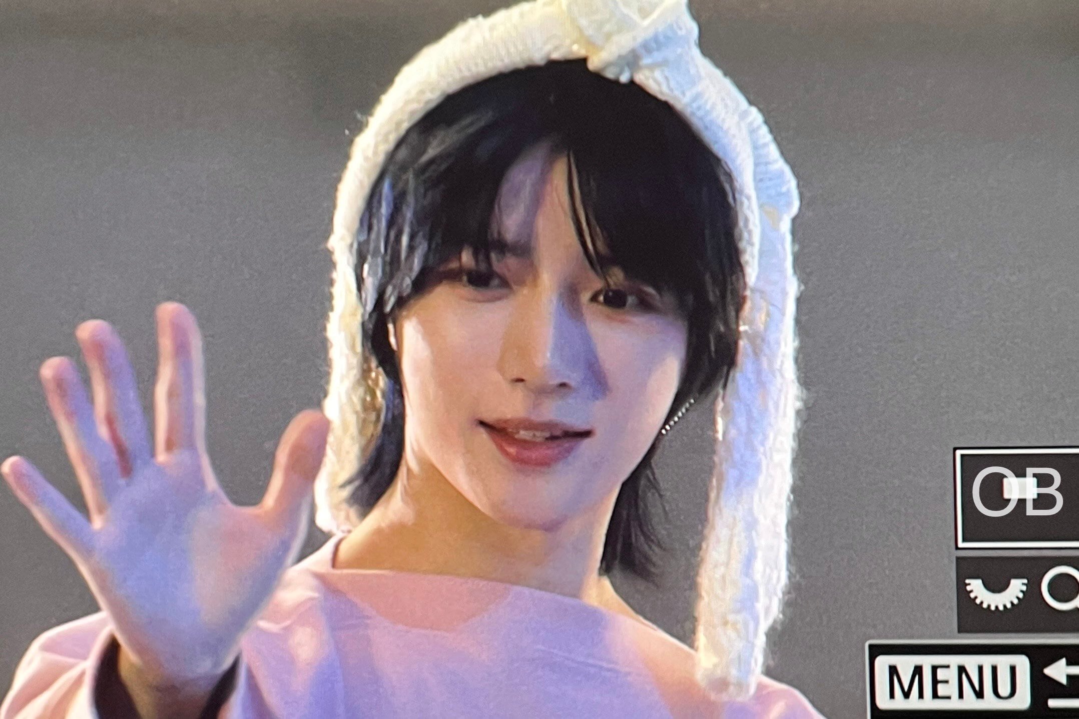 たんぽぽ　TXT プルバトゥ フムニャリン　服　ギター　/no.1404 TXT プルバトゥグッズ❤️8/27からオンライン販売スタート