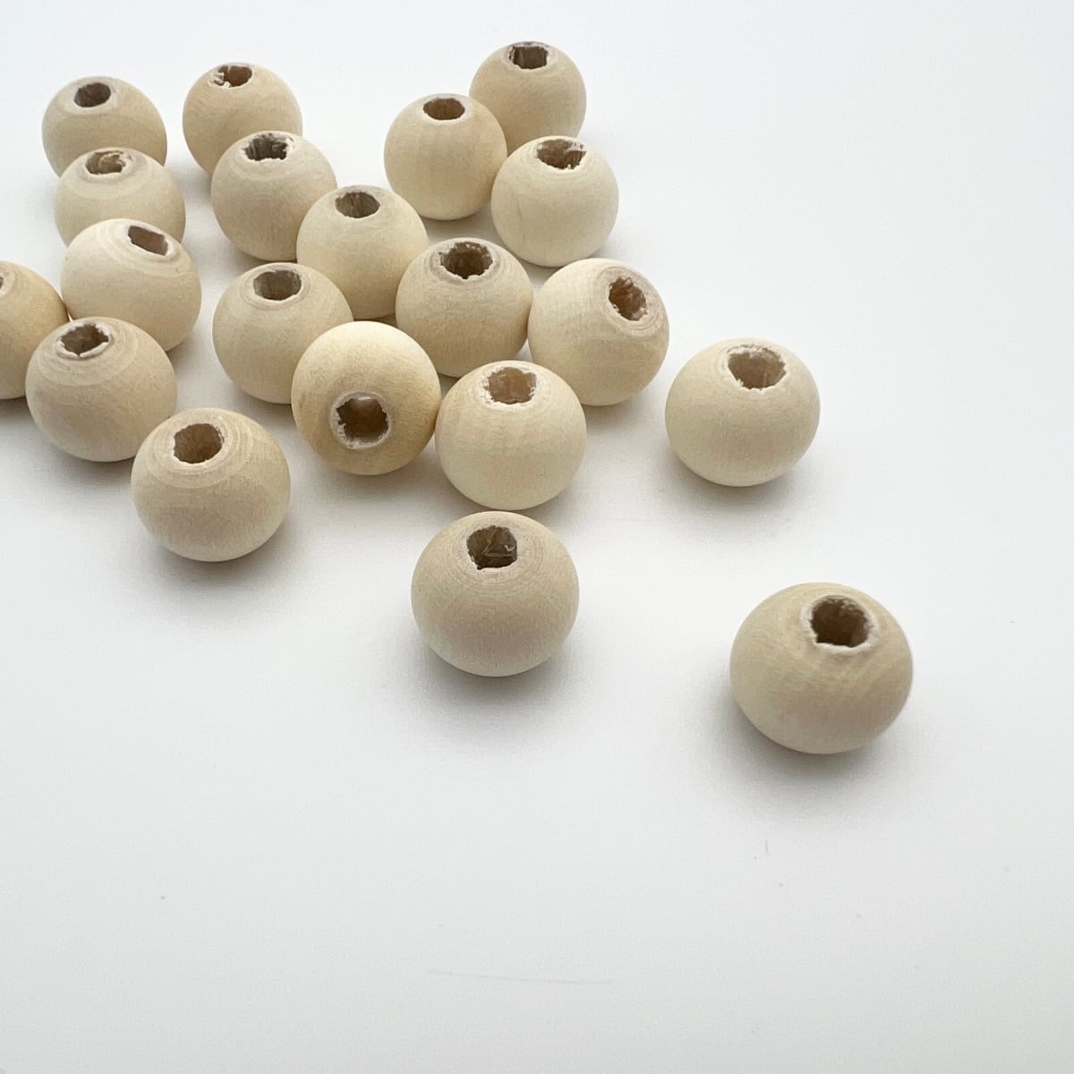 ウッドビーズ 【全3サイズ / ナチュラル】made in Japan | Stella Sea Fibers | マクラメショップ powered by BASE