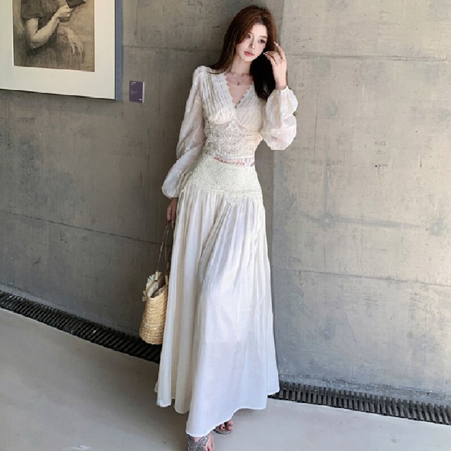 2点セット Vネック 刺繡 トップス + ハイウエスト スカート 爽やか S M L