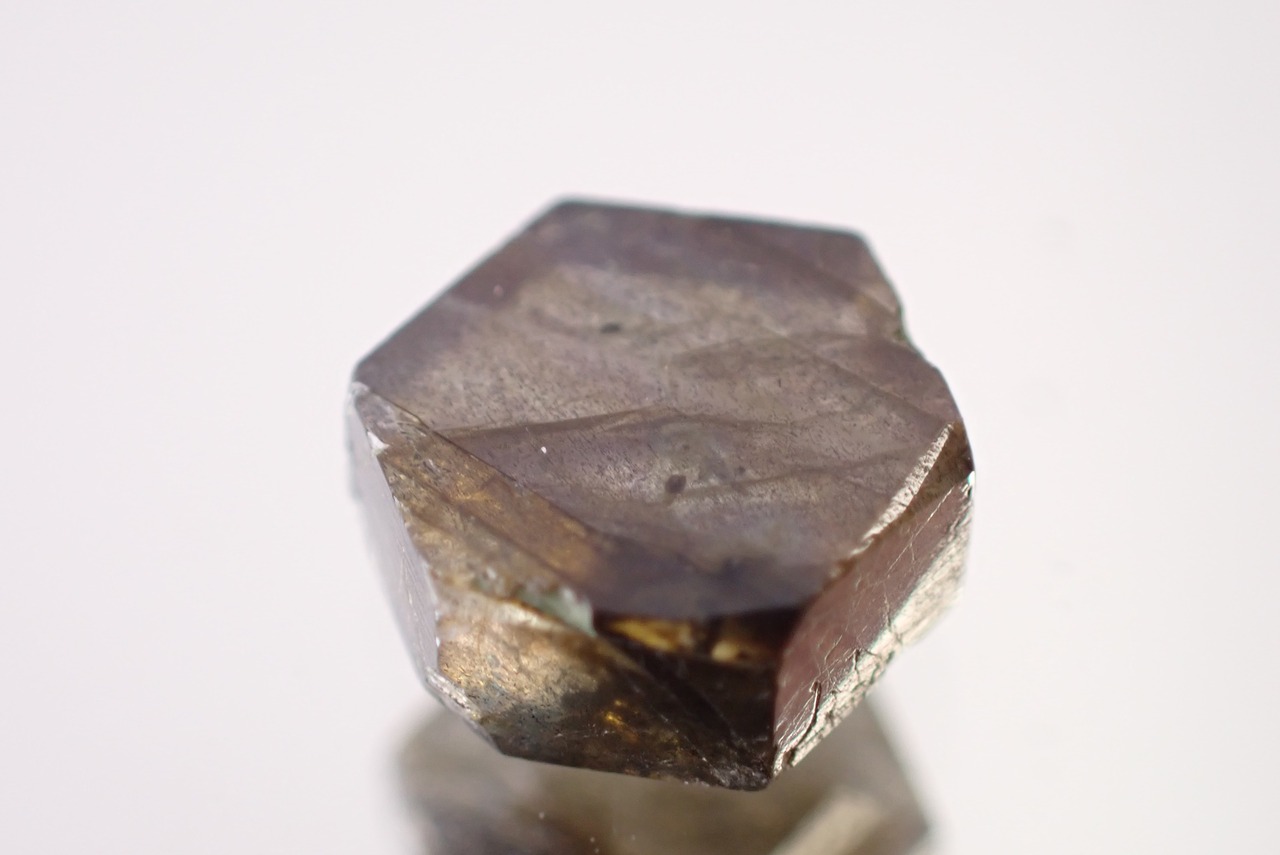 マダガスカル産ラブラドライト　1.26ct　 [D9-84]