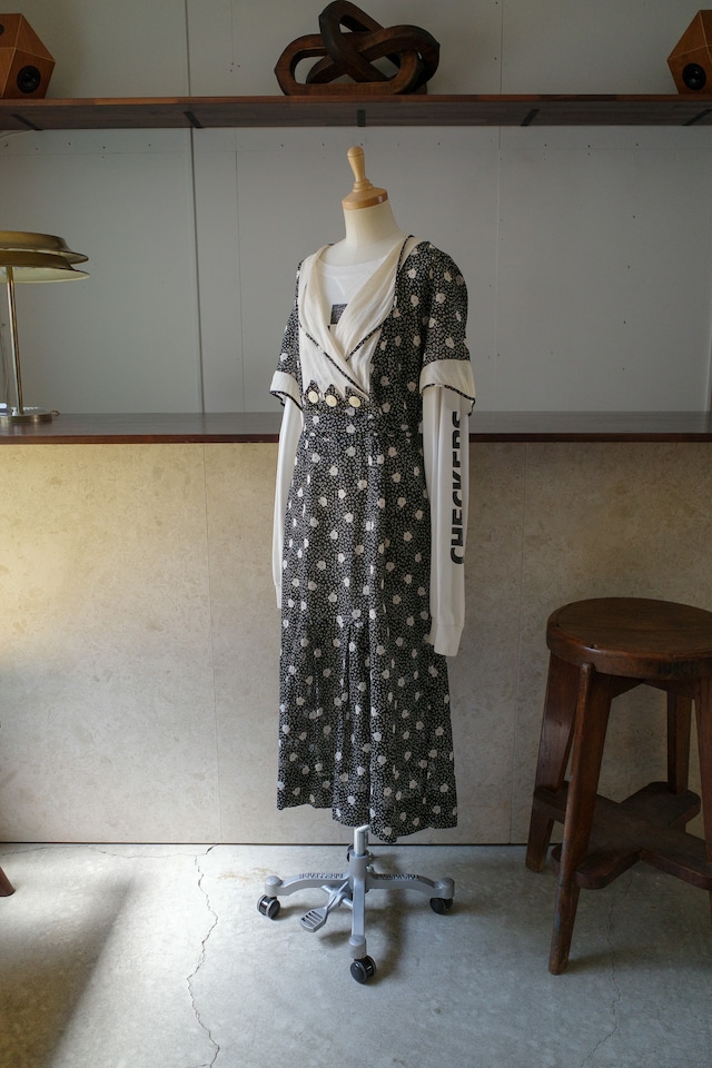 violet memory one-piece(PREEN) violet memory one-piece(PREEN)