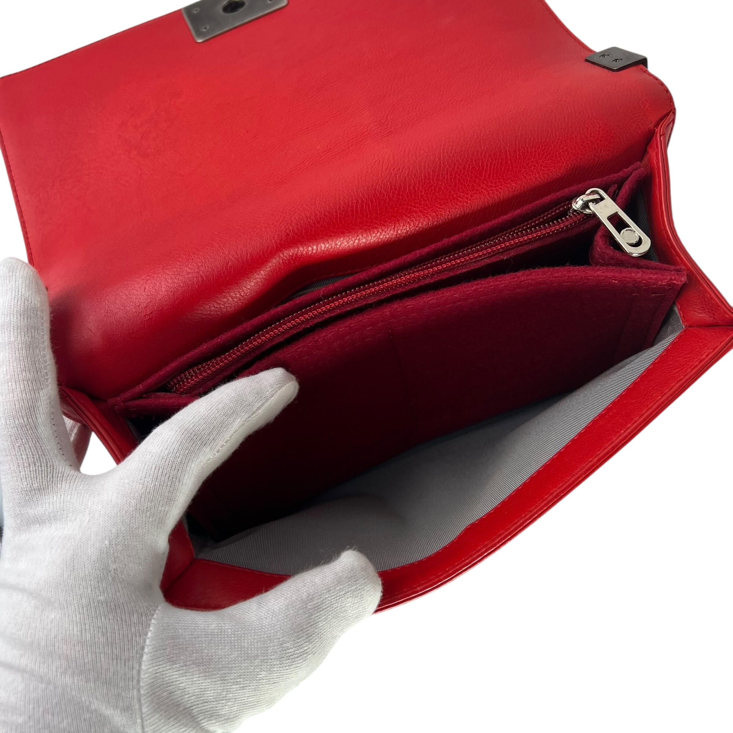 CHANEL シャネル ワイルドステッチ ボーイシャネル レザー ショルダー