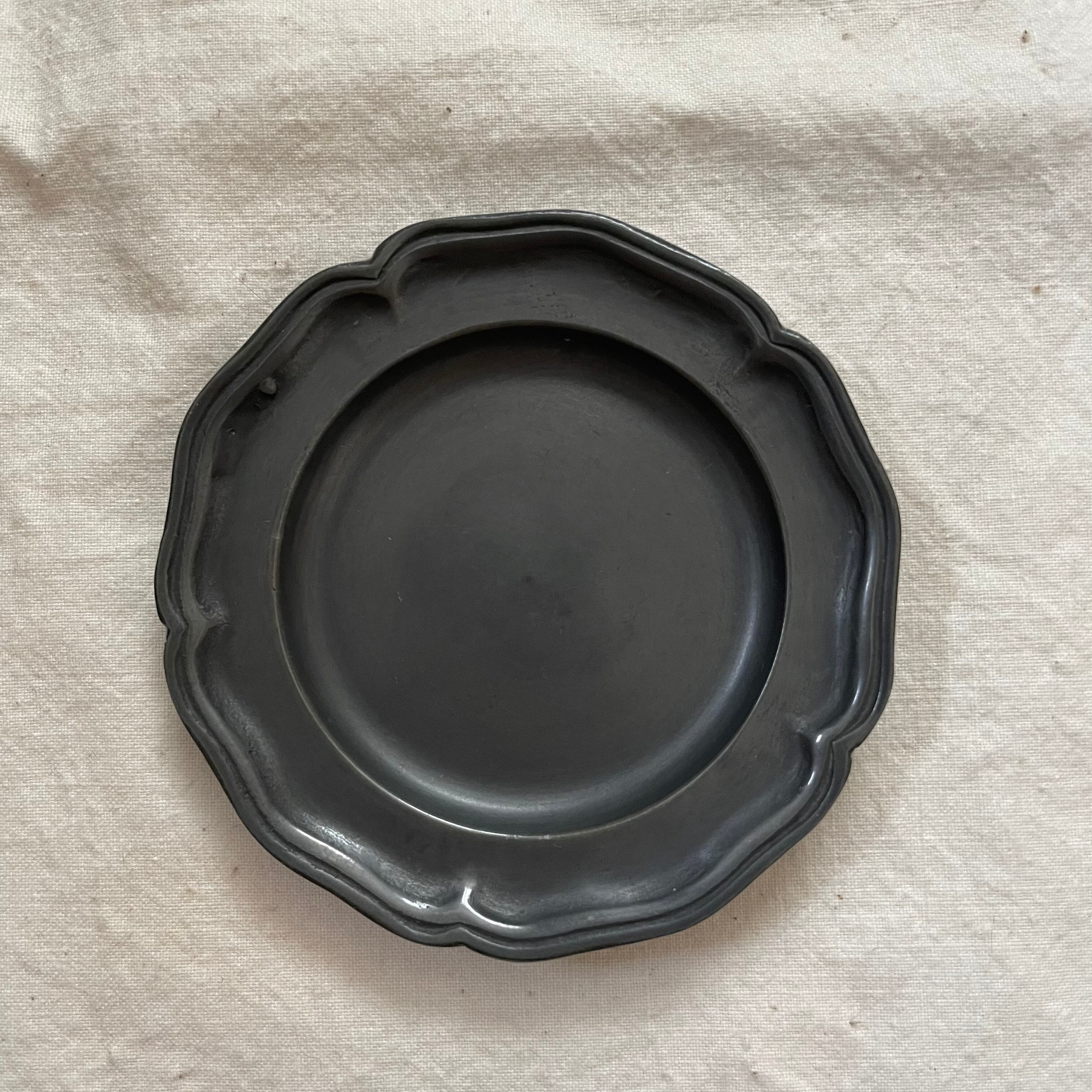 ピューターの小さな花リムプレート4