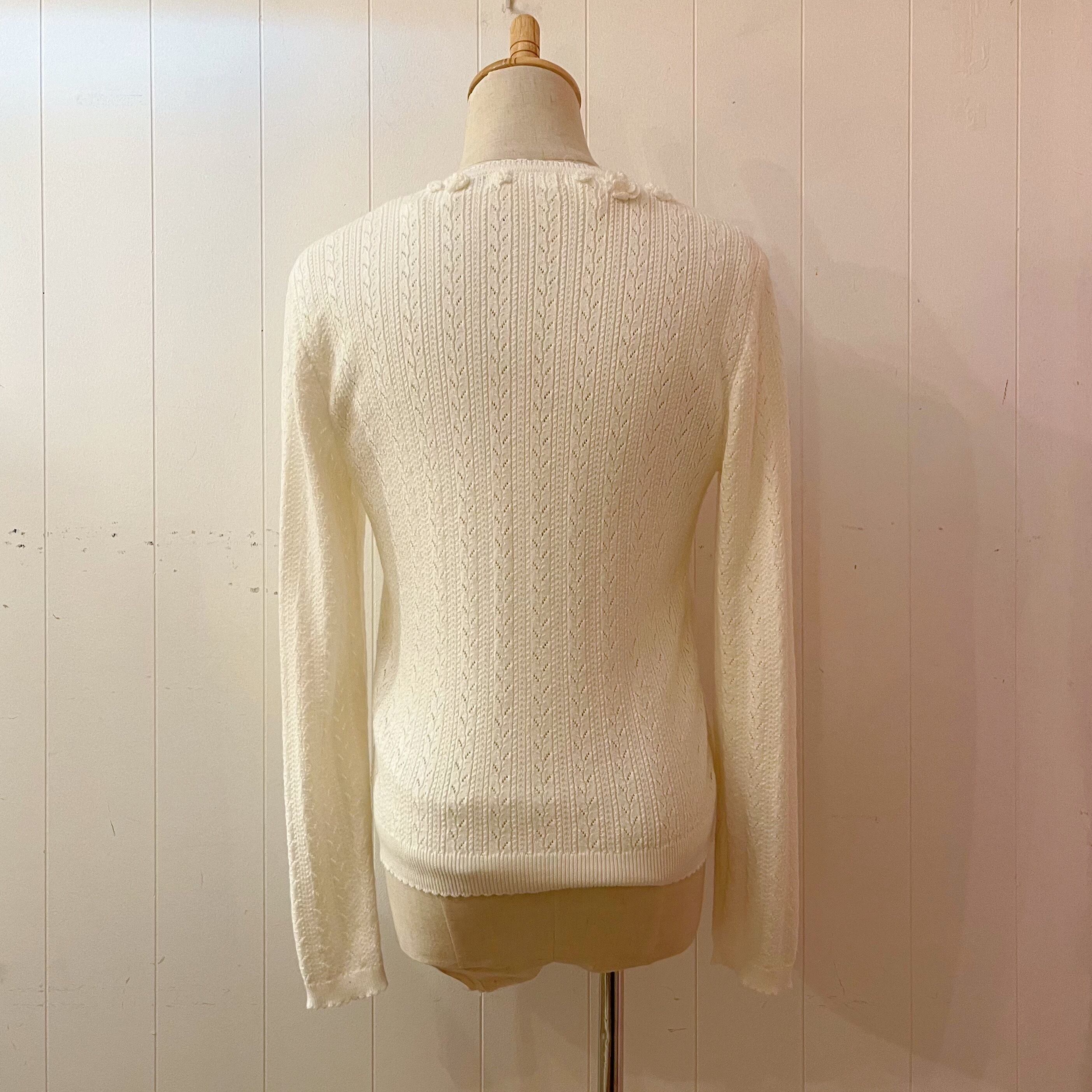 white flower knit ensemble