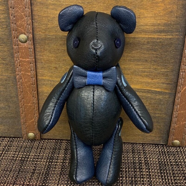 ジビエレザー鹿革ベルベア★マイスターの手作り「ベルズベア」ブラック＆インディゴ　写真の1点販売です