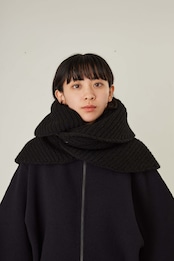 i’m here - Knit Snood(Crepe Wool-like) :Black|サークル状/片畦編み/ダブルジップ/ホーン・トグル/レザーパーツ