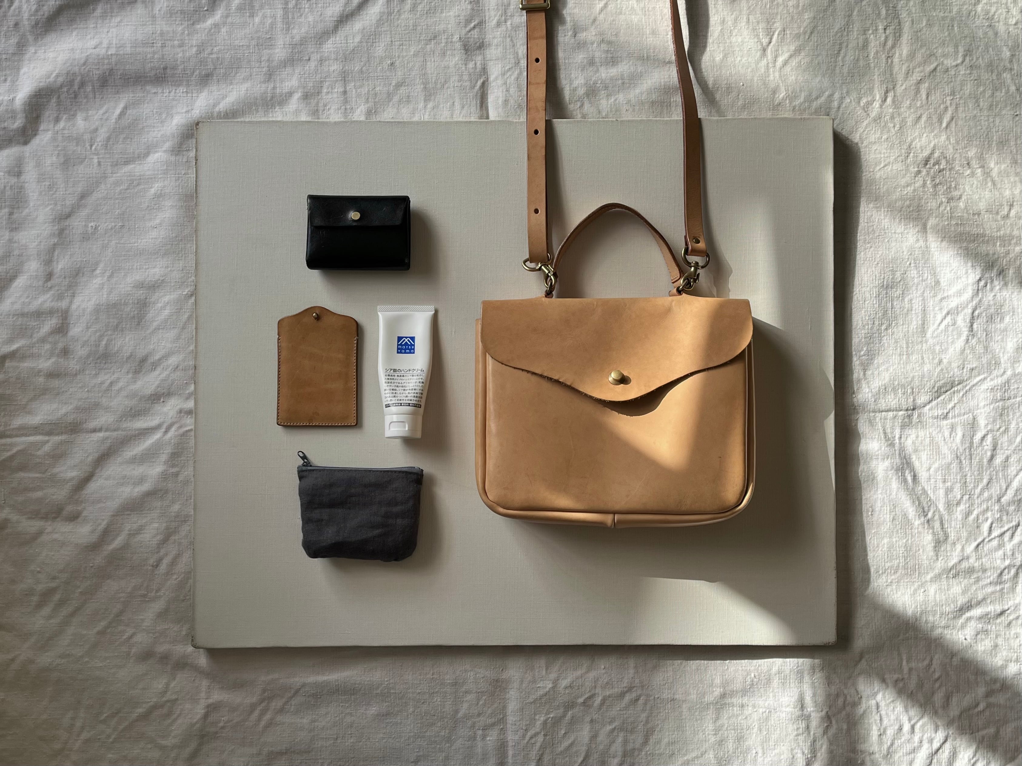 German hook handbag 姫路レザー | studio FAVORI
