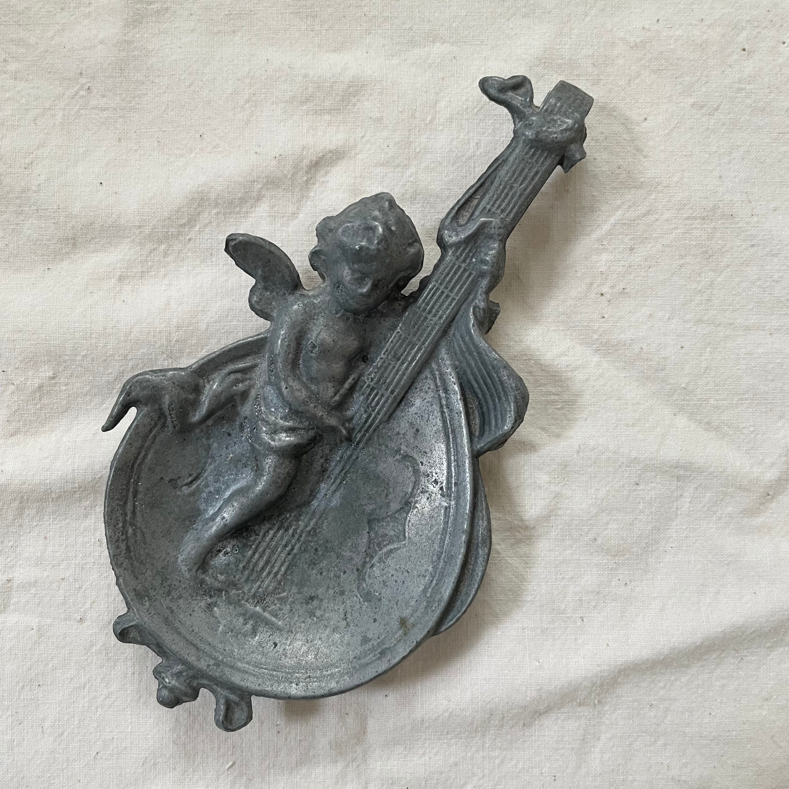 天使と楽器なトレイ