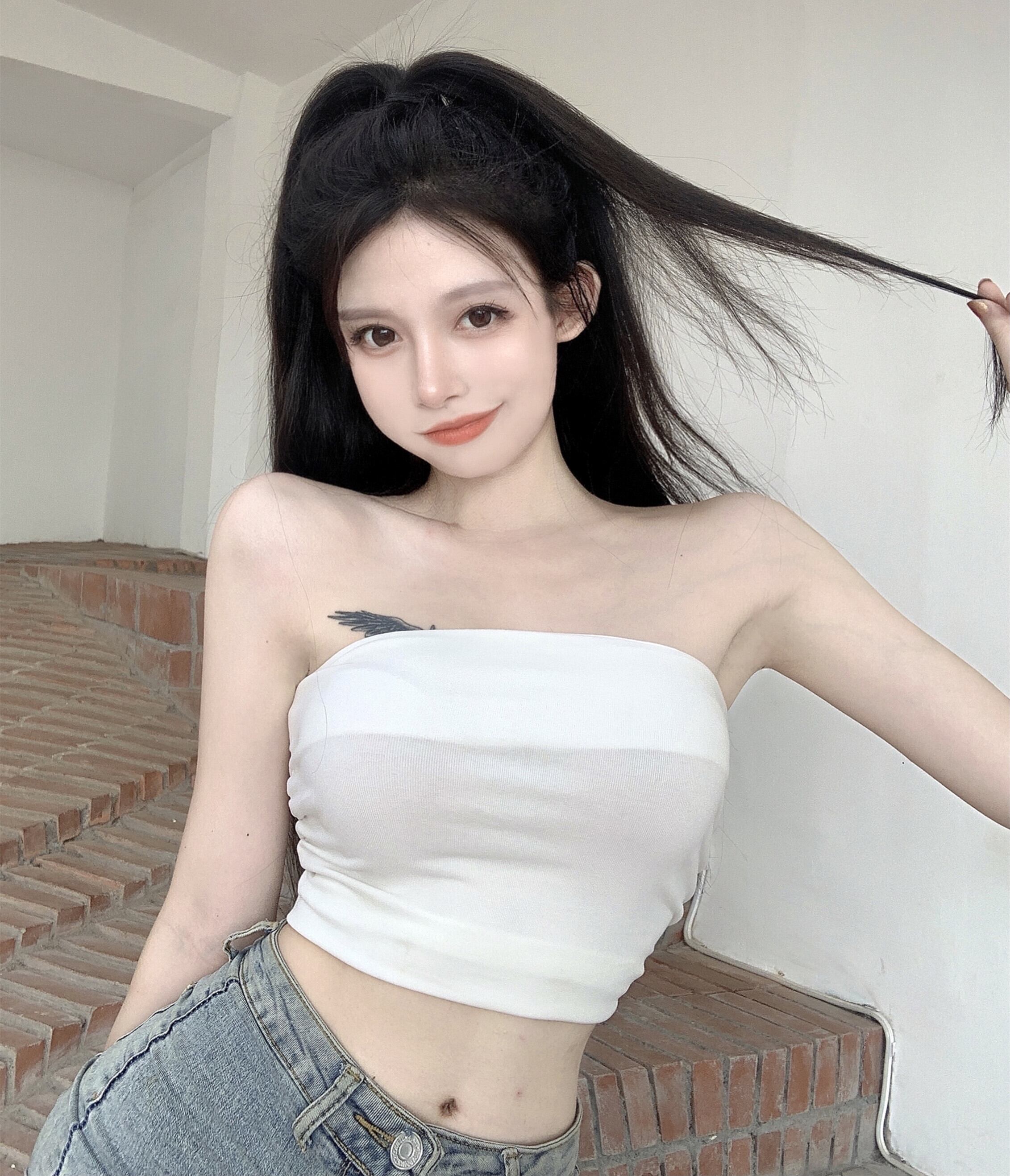 トップス サマー薄手スタイルショート 夏物 ブラックストロベリース88442459770