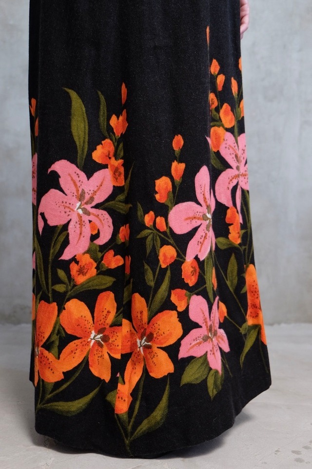 Night blooming maxi skirt