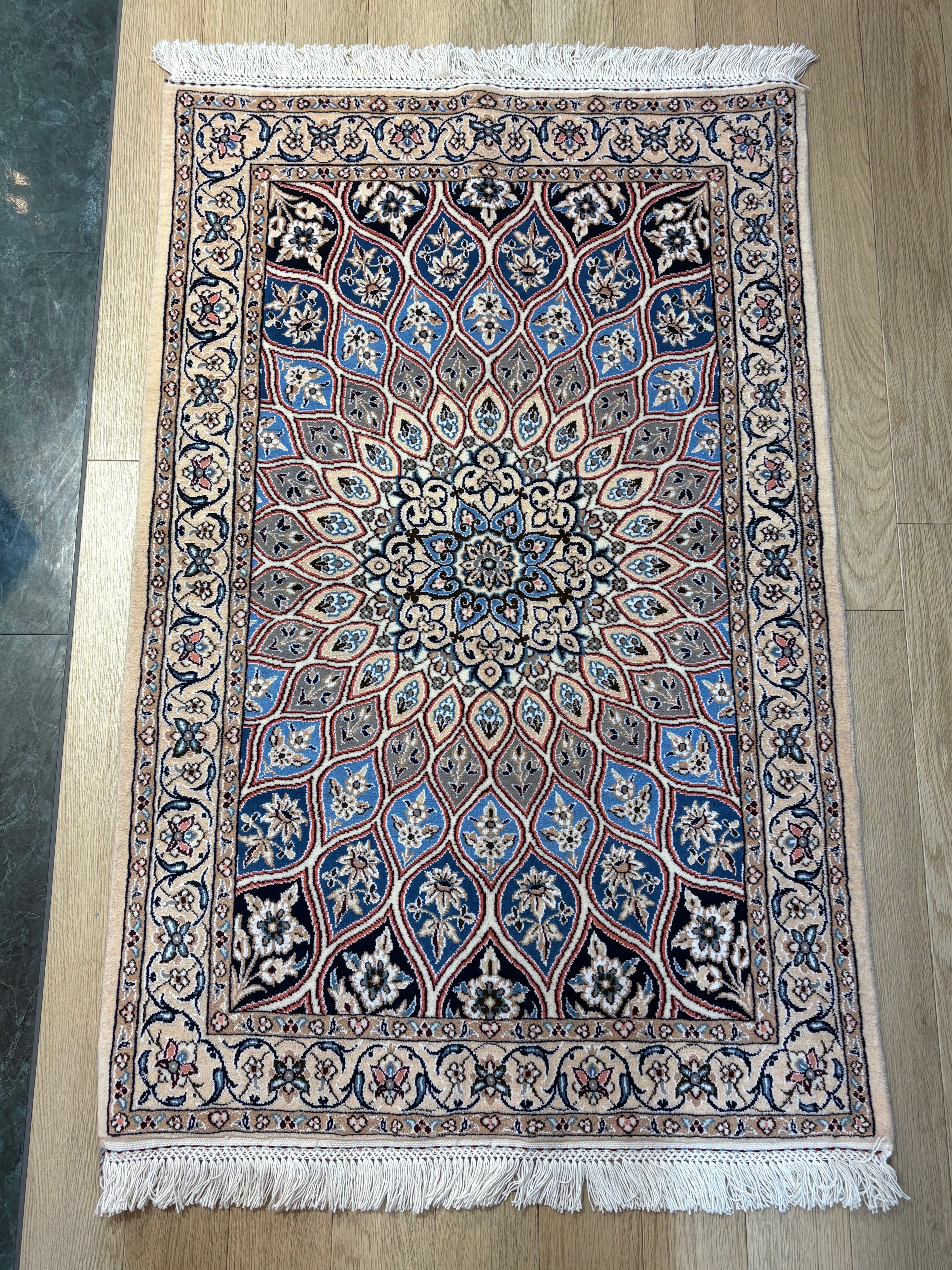 ナイン / Nain 120cm×78cm