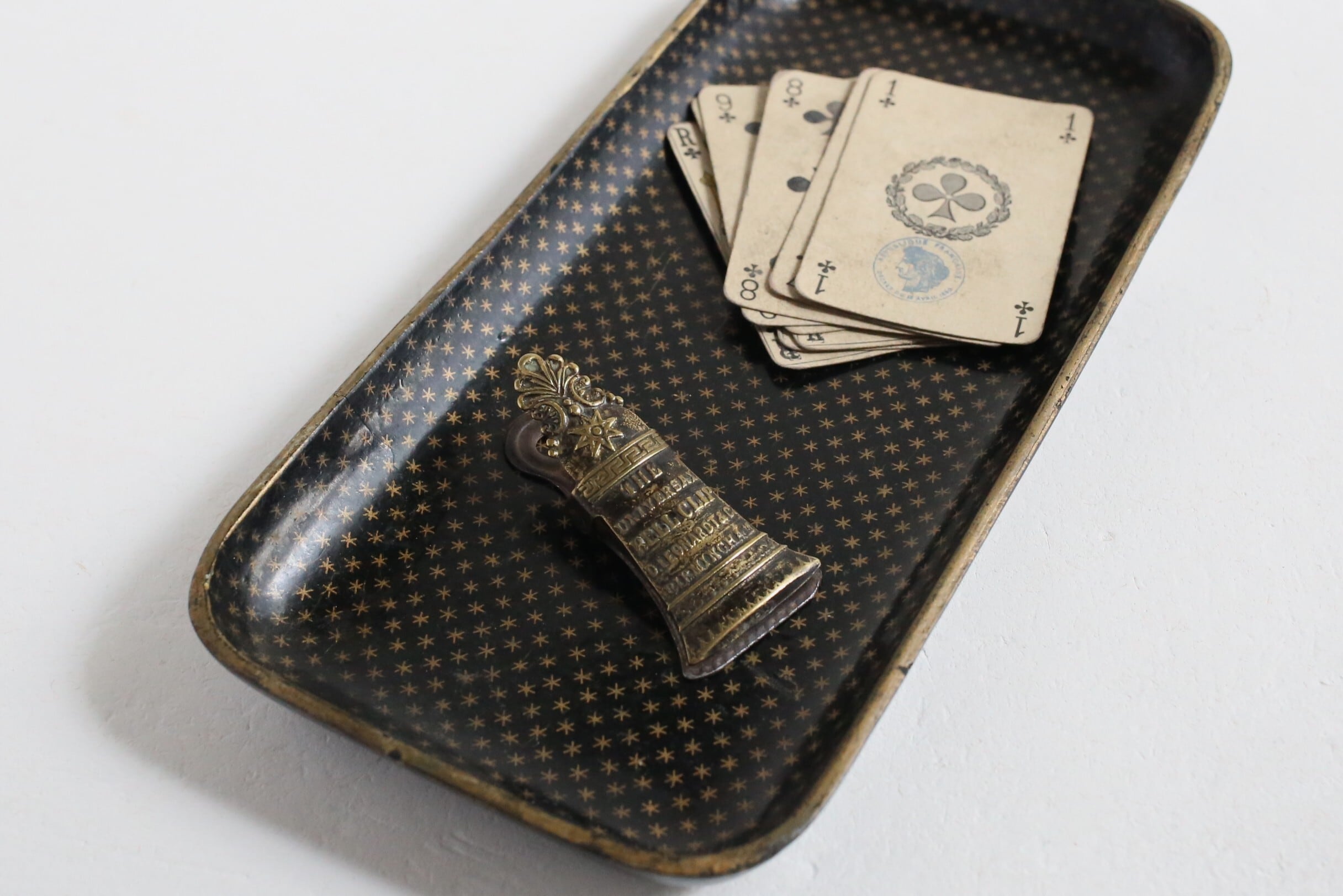 文房具 | EMUPARIS