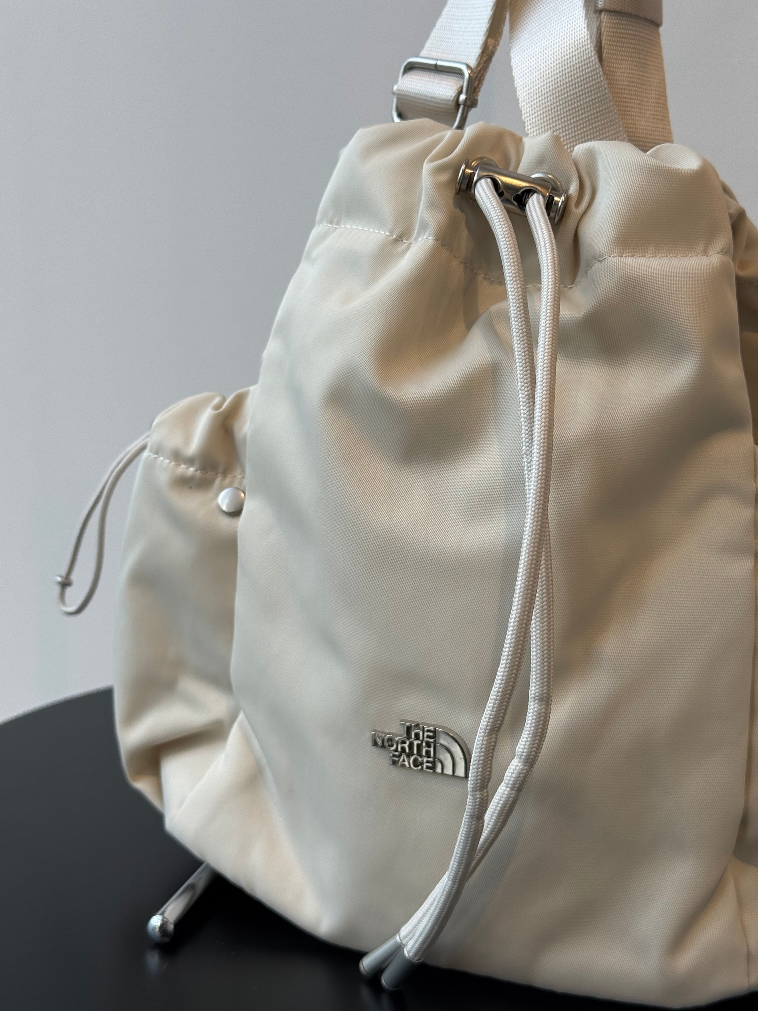 ノースフェイス　BONNEY BUCKET BAG MINI クリーム 楽天市場】ノースフェイス ショルダーバッグ bonney bucket bag