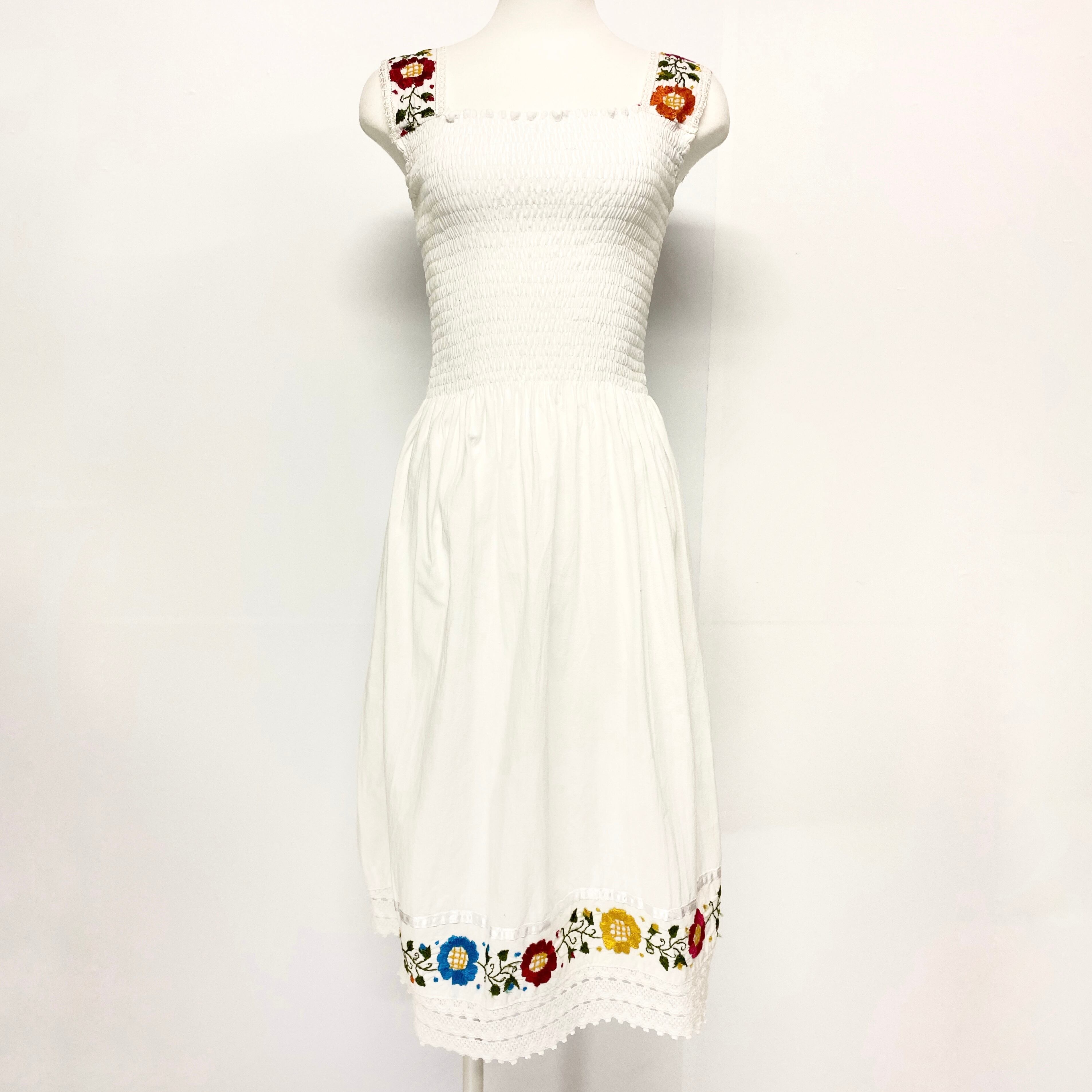 花柄 刺繍 膝下丈 ミモレ丈 ノースリーブ メキシカン ワンピース ドレス 白 ホワイト レディース 古着 ワンピース Sa Ws21 Cave 古着屋 公式 古着通販サイト