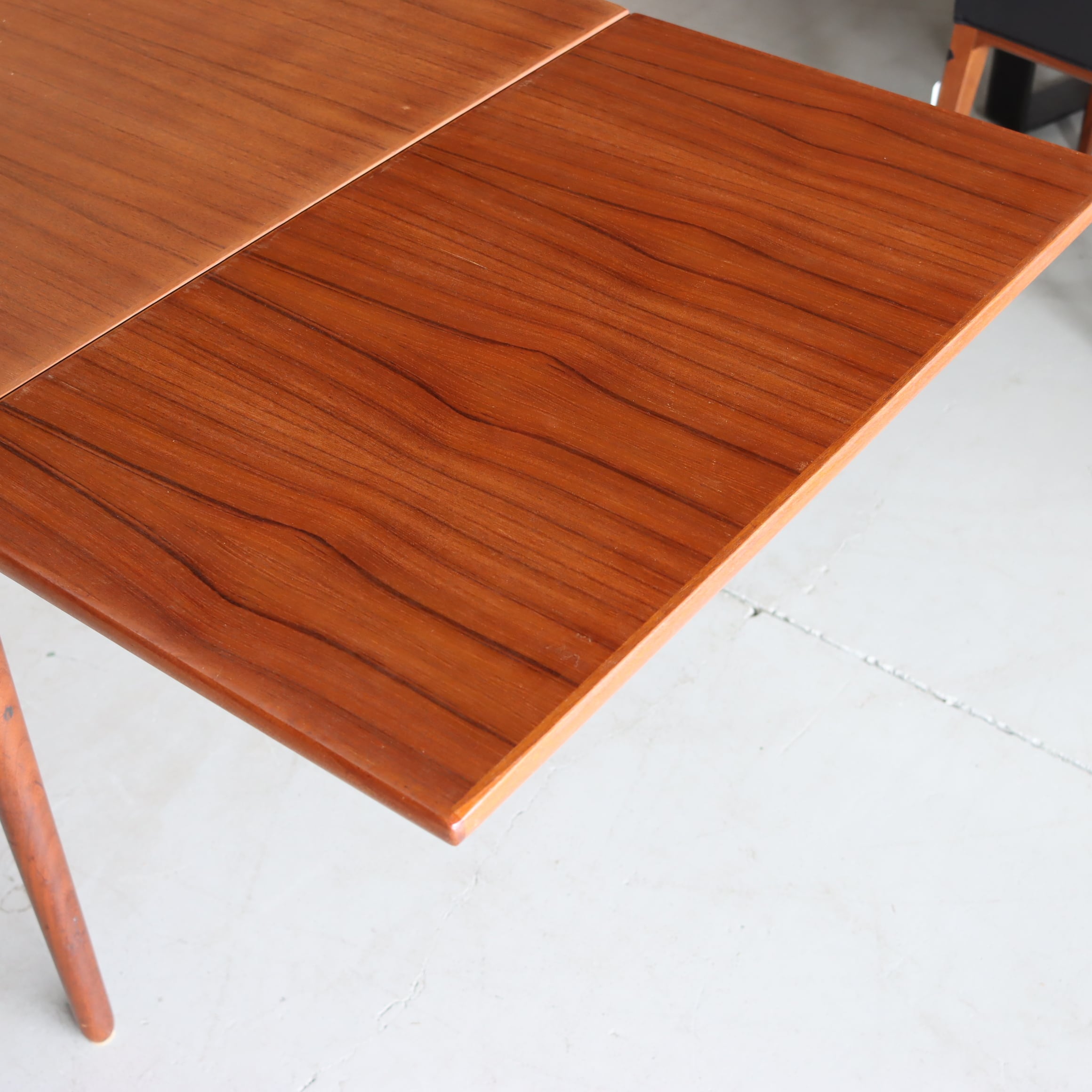 Denmark Vintage Extention Table / デンマークヴィンテージの