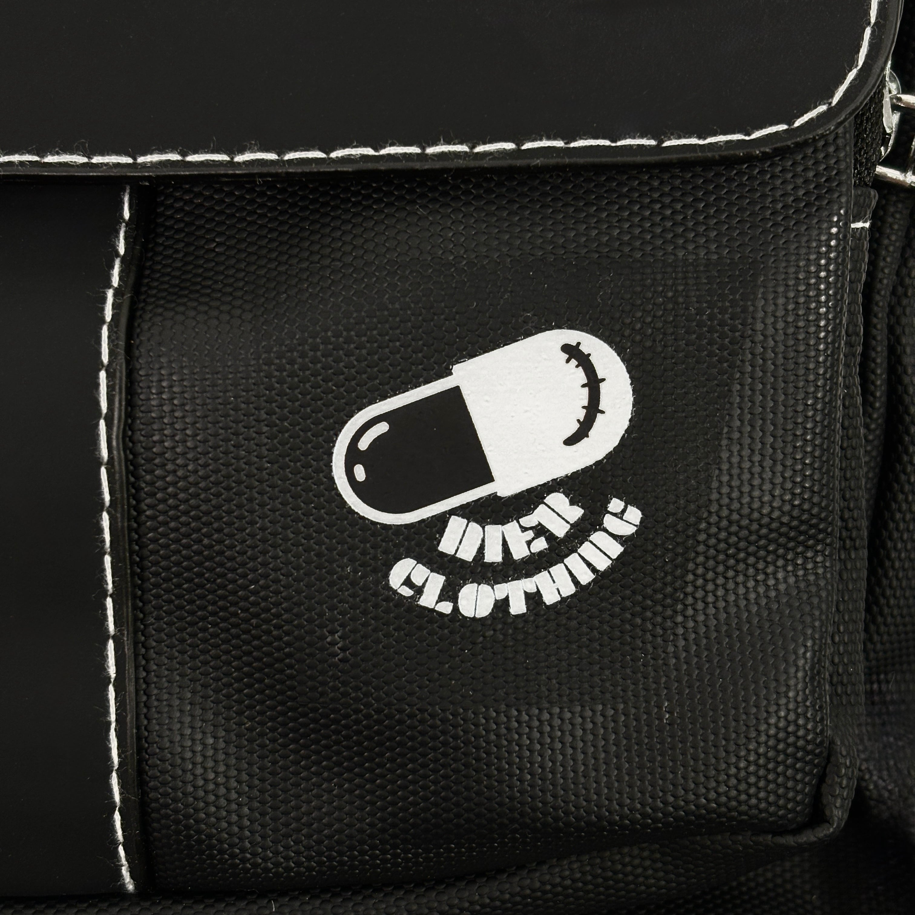 BLACK CODE MINI SHOULDER BAG | NIER CLOTHING