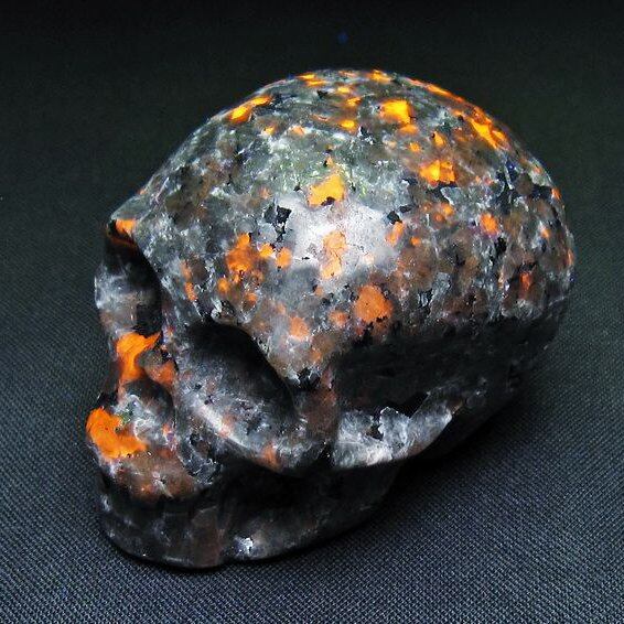 ユーパーライト 手彫り 置物 ドクロ スカル 一点物 144-248