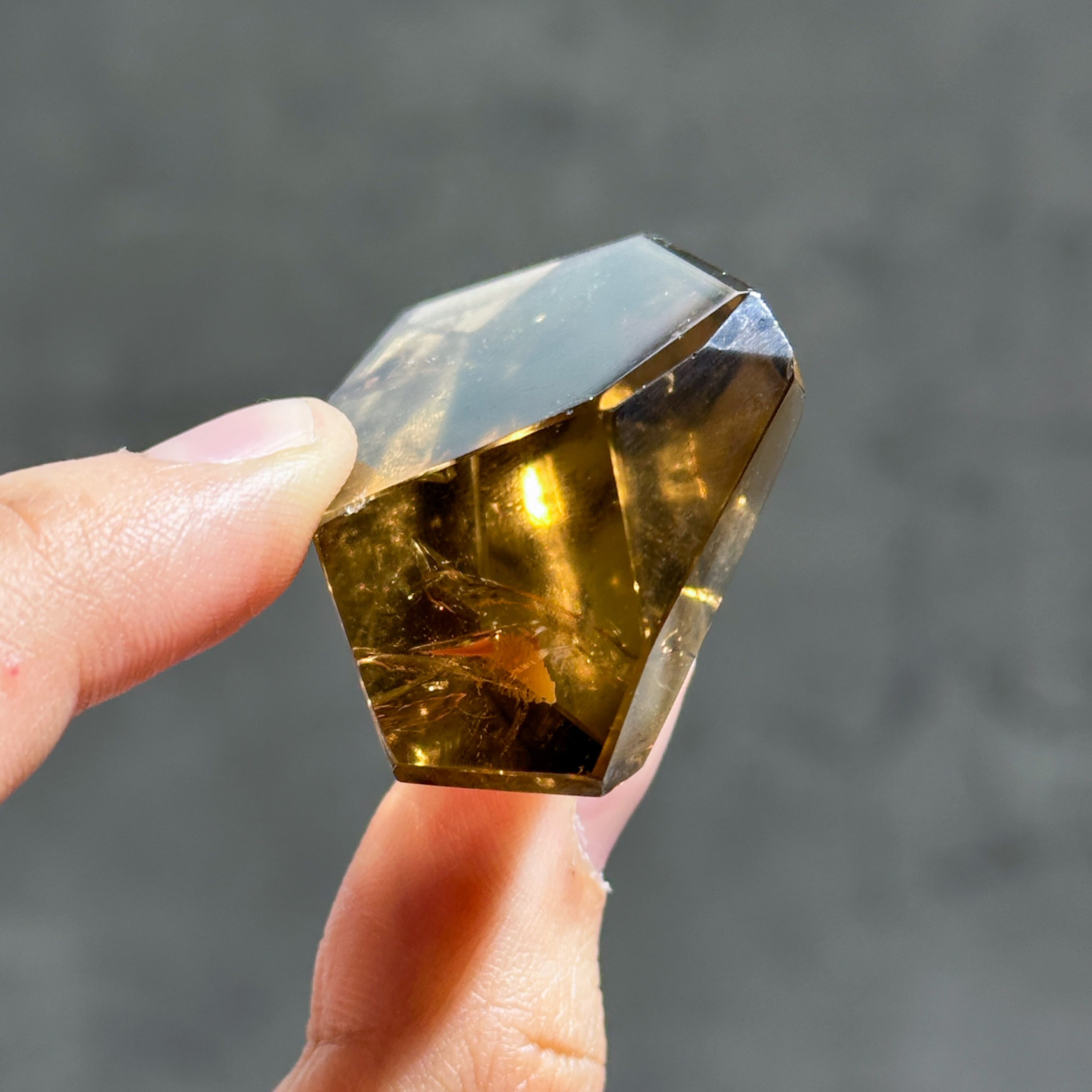 ファントム・透明感◎シトリン（黄水晶） フリーフォーム11◇ Citrine