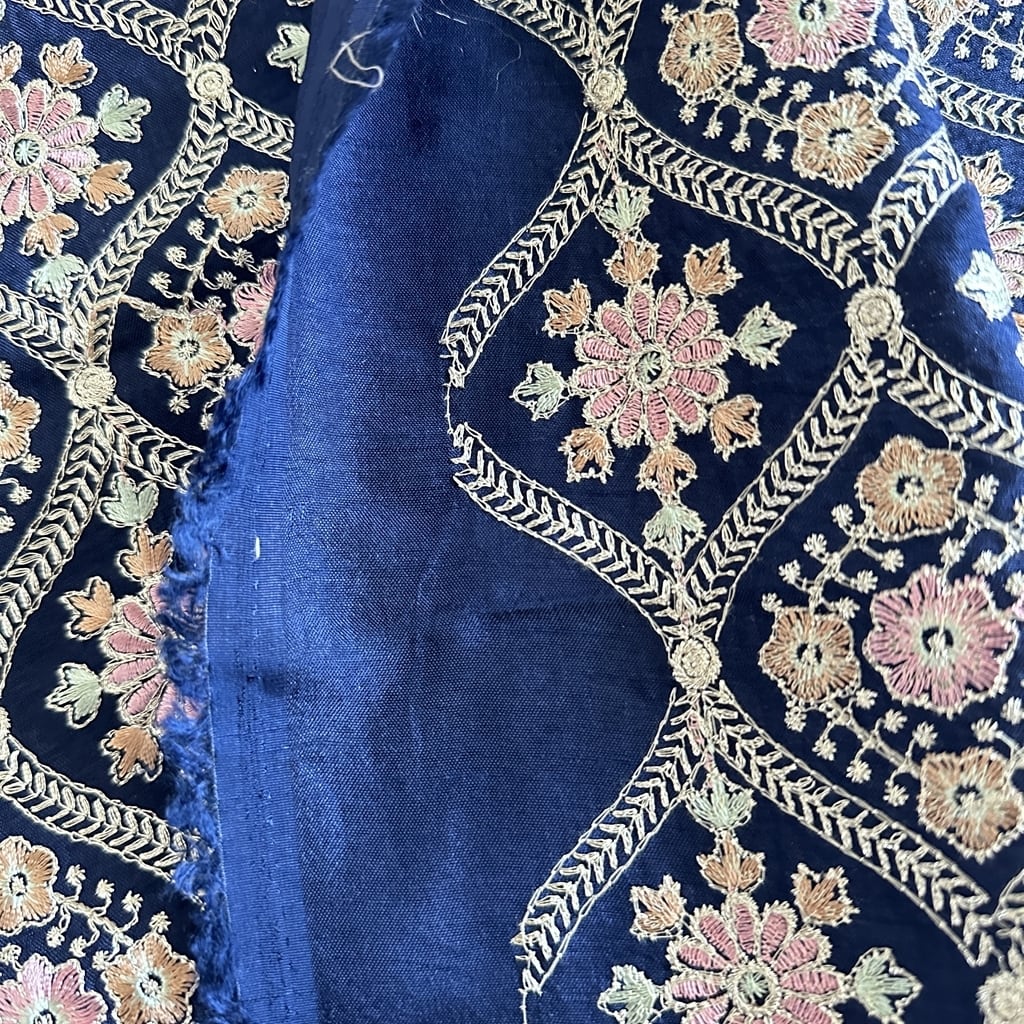 インド製 刺繍布地 インド刺繍生地 142cm巾 S9 インド刺繍生地 (50cm単位の切売) : 手芸材料の