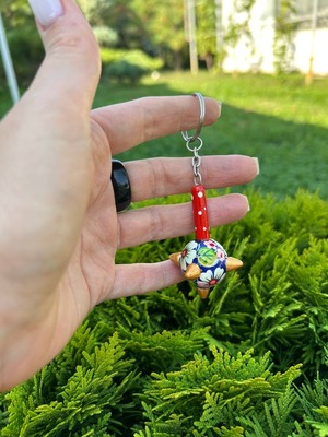 ペトリキフカ塗り　木製キーホルダー  ブラバー（ホメンコ作）