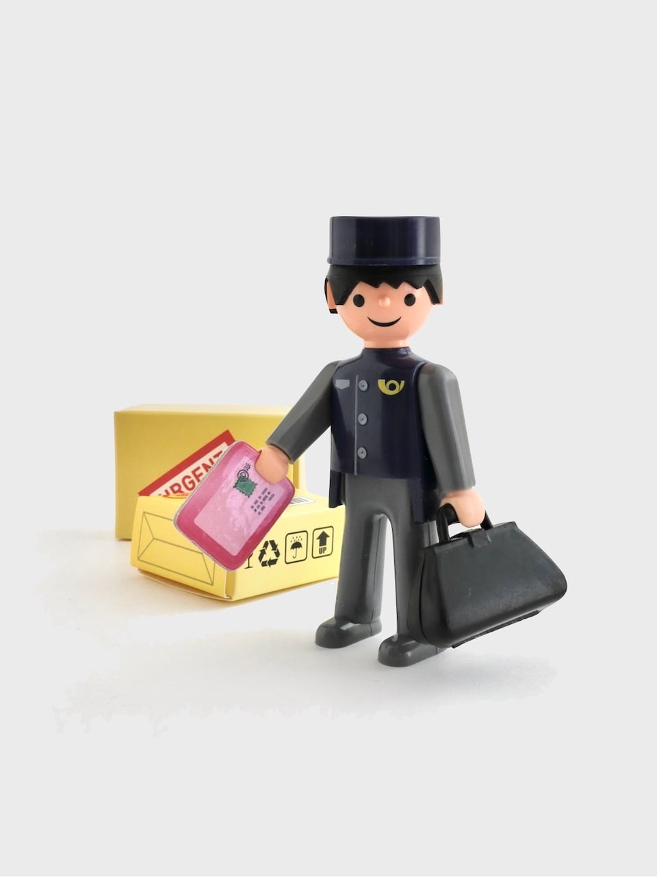 イグラーチェック「郵便配達員」|IGRACEK “Postman”