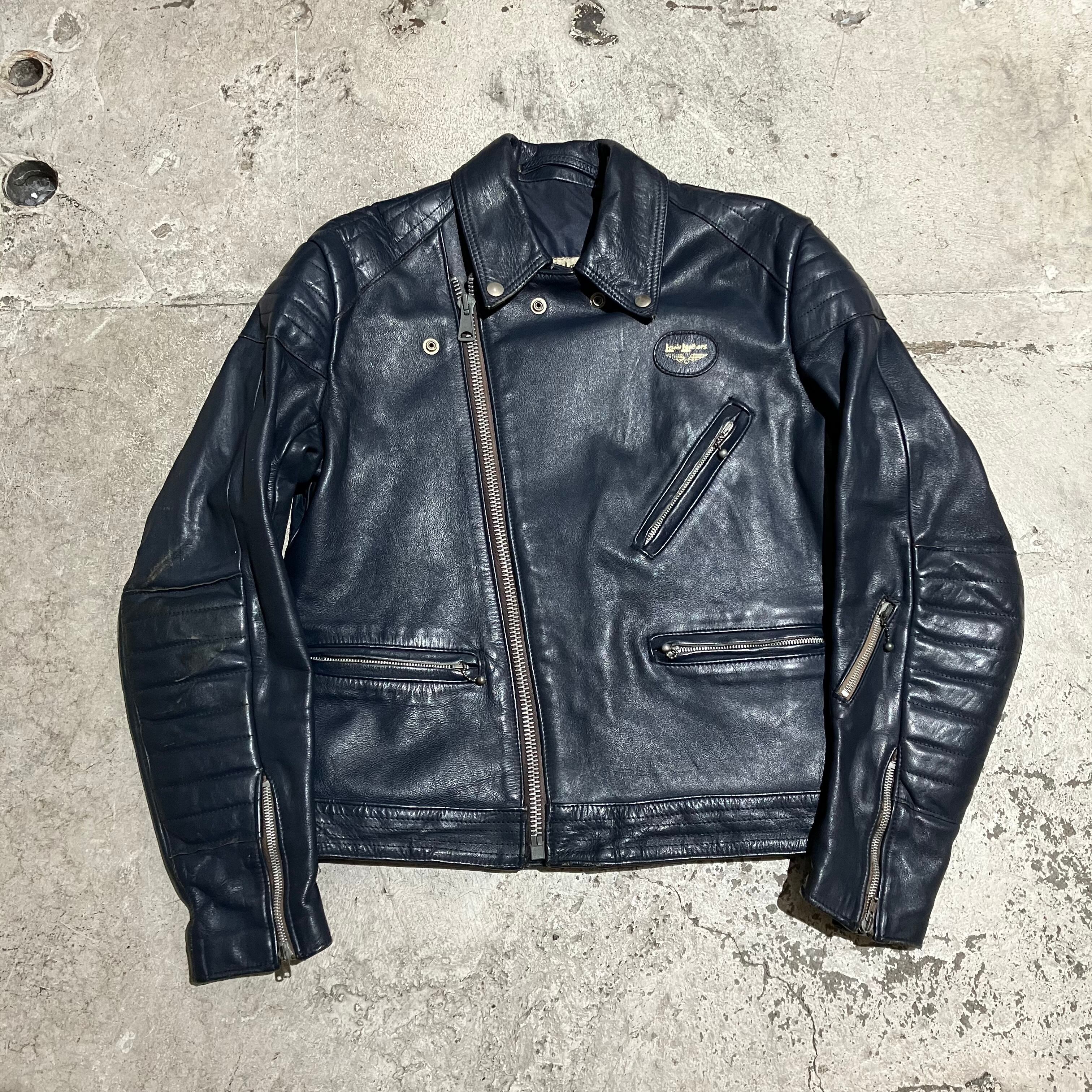 97e1a6e20f9b4571b41c65637f3075  