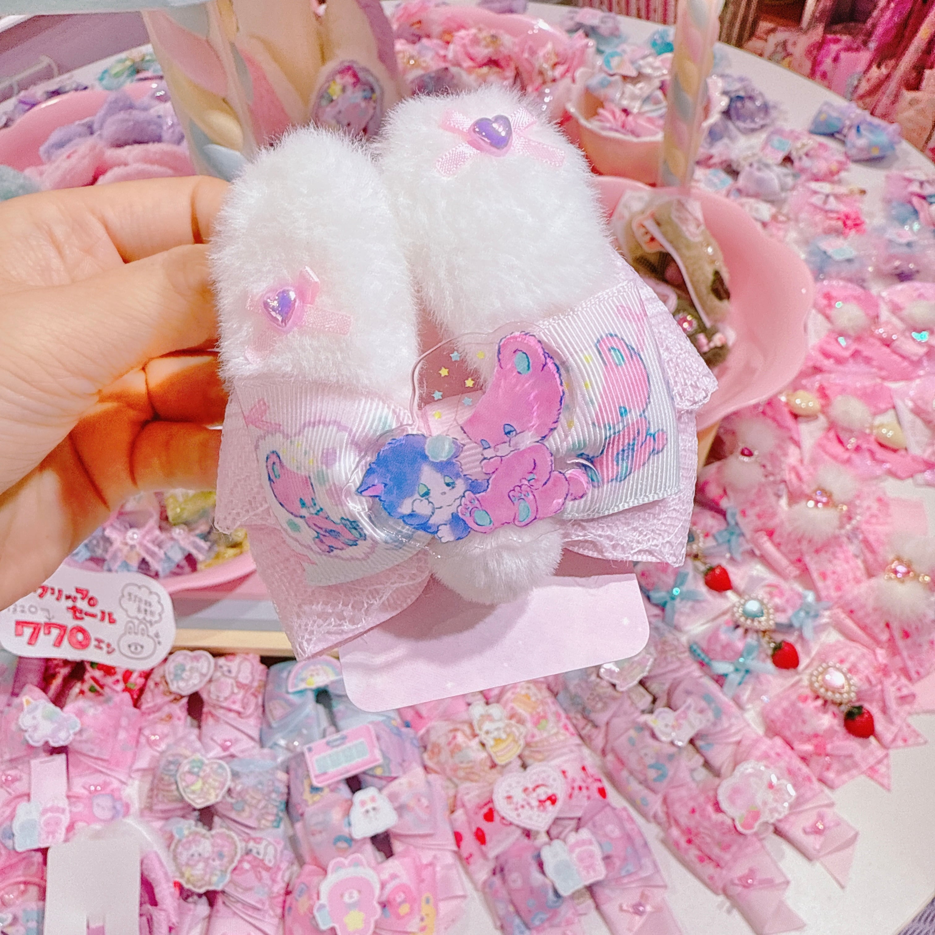 【H2】64-31ヘアクリップ