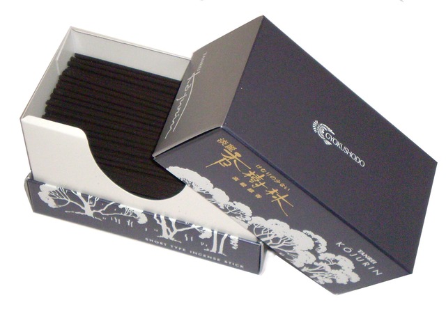 玉初堂(Gyokushodo) 線香 淡麗 香樹林 超短寸 黒