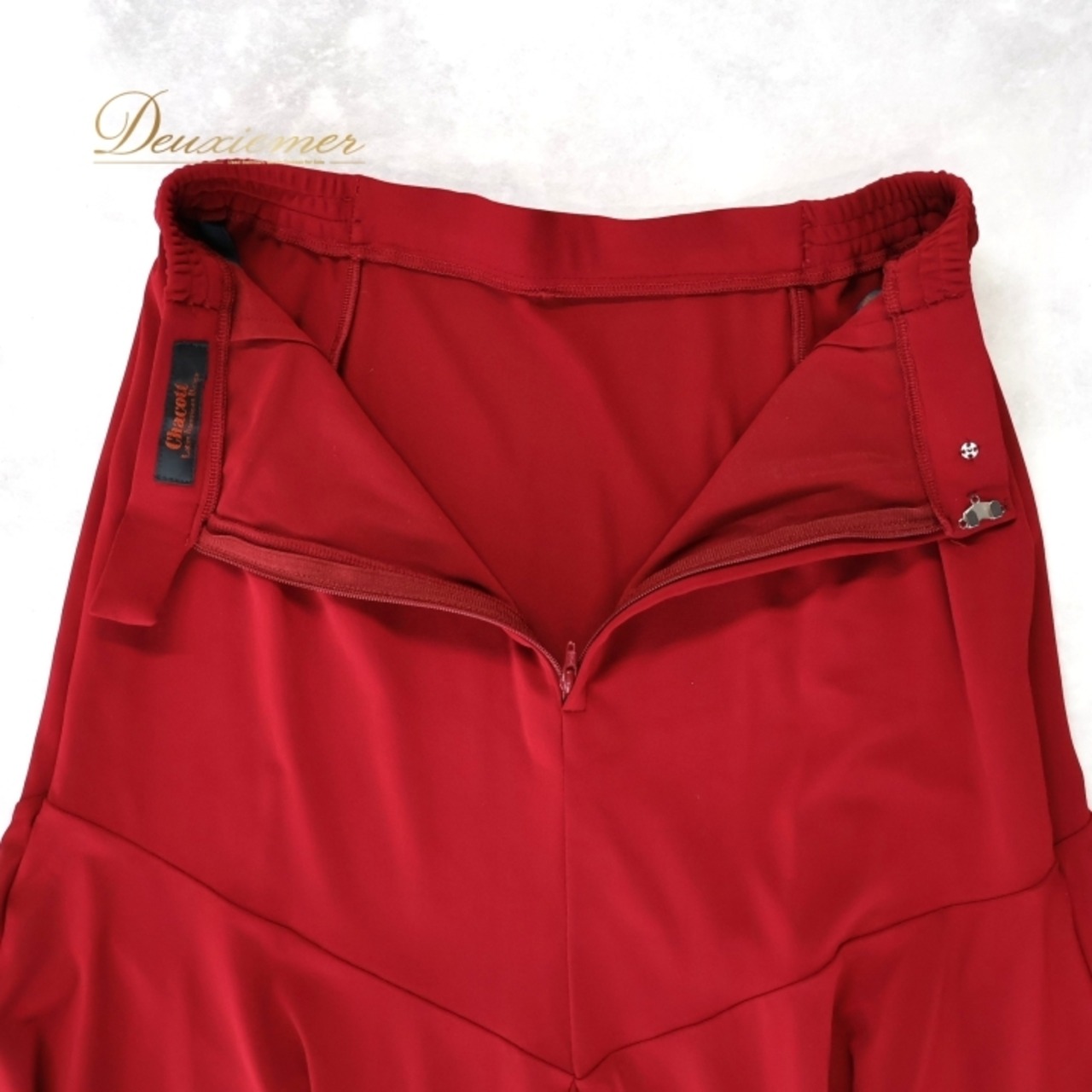 社交ダンス 衣装 スカート チャコット Chacott レッド系 無地 レッスン シンプル 伸縮 ストレッチ 上品 練習 日本製 華やか 落ち着いた色 シック 高級感 ダンス衣装 アシンメトリー