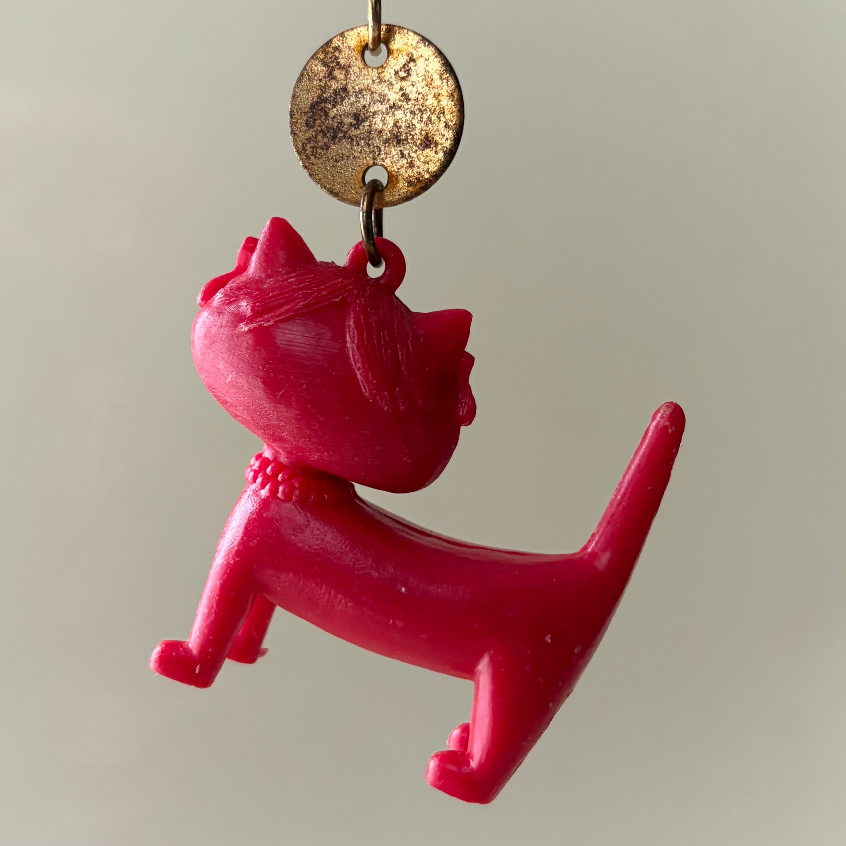 ねこちゃんチャーム　赤ぶどう Unimel ユニメル 猫 ネコ ねこ フレンチキーホルダー | ブルボン蚤の市
