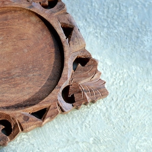 木製 彫刻 コースター ヴィンテージ 茶托｜葉の文様と透かし彫りが美しい手仕事のウッドコースター