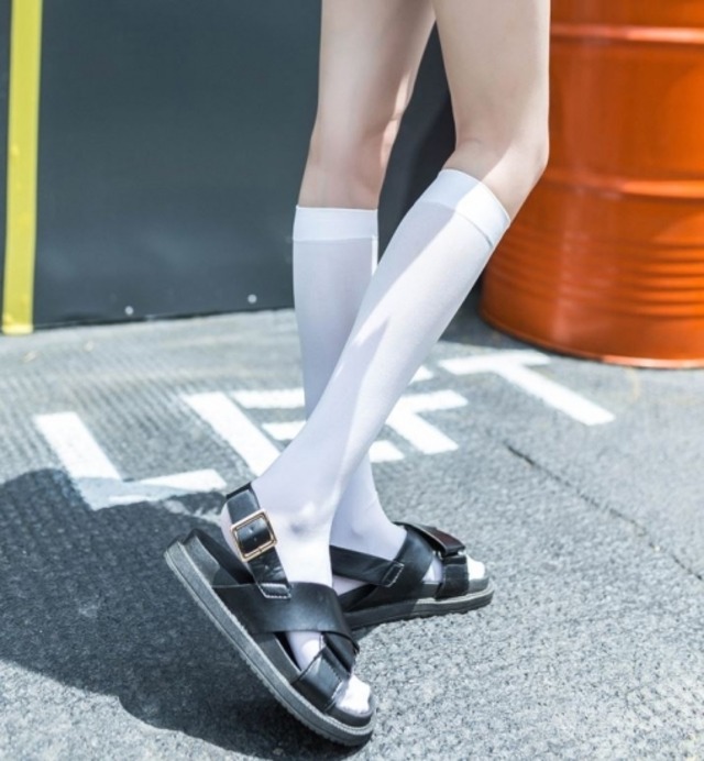 靴下 ソックス ハイソックス レディース くつ下 ストッキング ソックス 薄手 ひざ下 ソックス 黒 白 4組セット 女子高生 Jkコスプレ 衣装 学生 スクールソックス 靴下 ソックス ハイソックス Leaflower 001 リーフラワー レディースファッション専門店