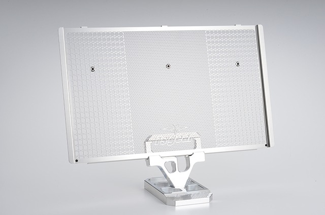 Z900RS('17～’20) ラジエターコアガード  S シルバー [AC00-043K-SS]