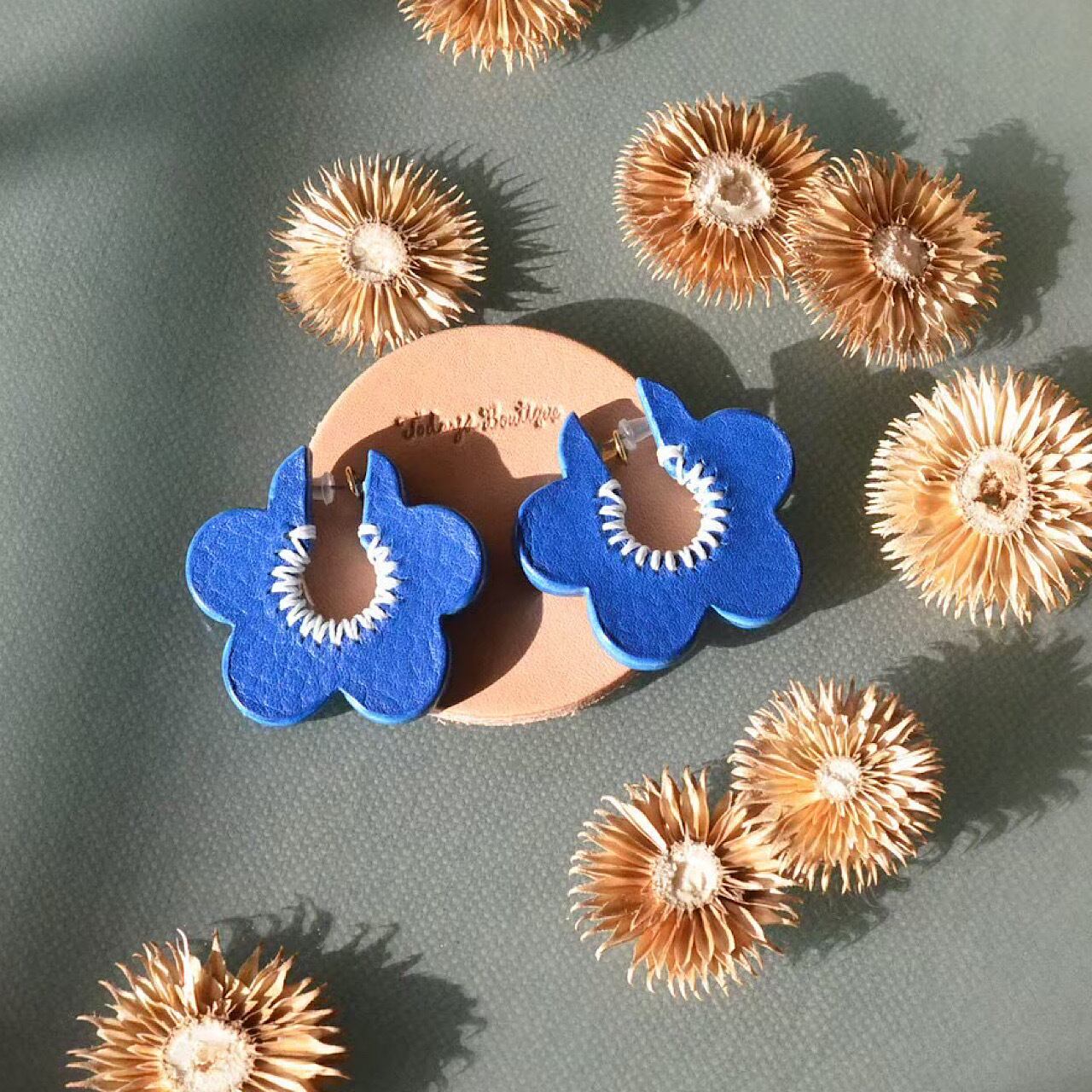 leather pierce 《Nemophila》