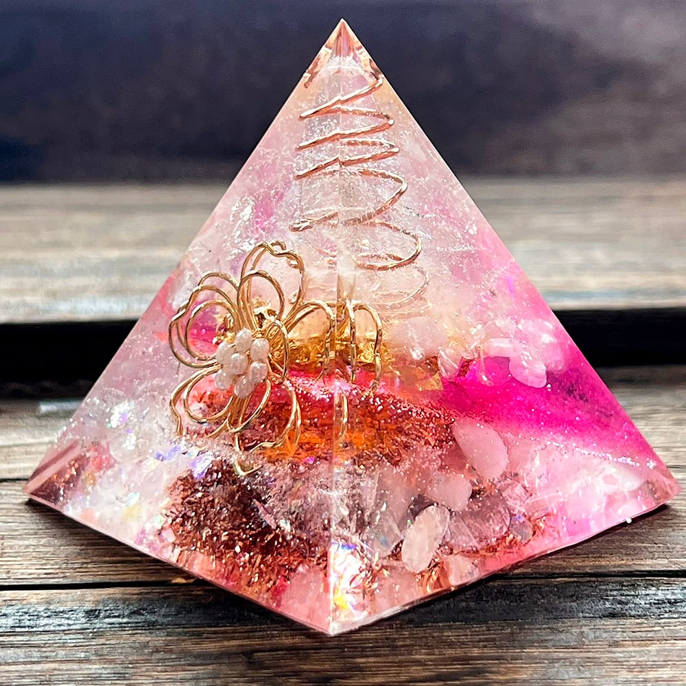 1点物】ピラミッド型オルゴナイト 桜 ローズクォーツ 高さ6