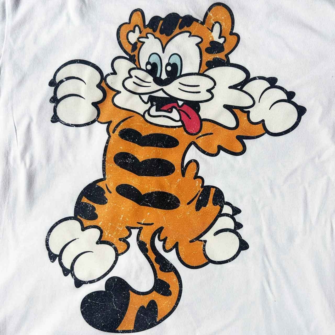 "Grace Tiger"  T-shirts feat.GRACE